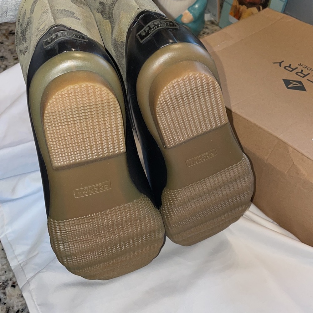 Sperry Saltwater Met Camo Olive boots brand new - Picture 4 of 6